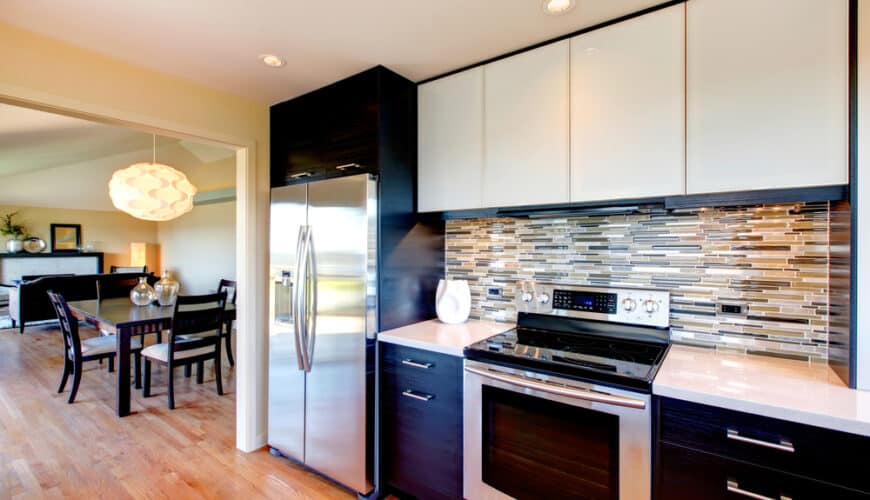 Modern kitchen room design in Oak Bluffs, MA